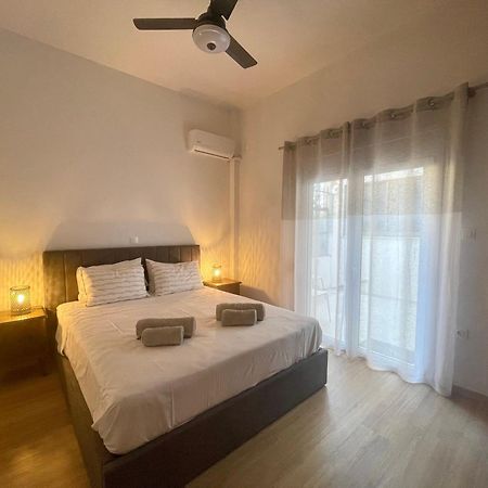 Stella'S Petite Boite Apartment Rafina  Exterior photo